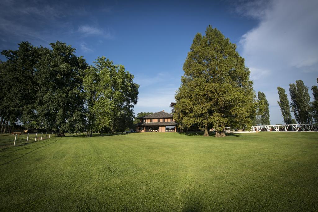 Agriturismo Tenuta "Il Cigno" Villanterio Εξωτερικό φωτογραφία